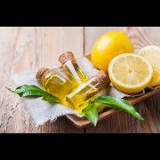 Triacetin (Glycerintriacetat)