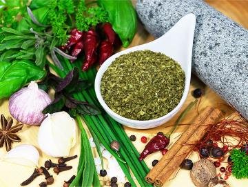 Minze Minzblätter Gartenminze gerebelt