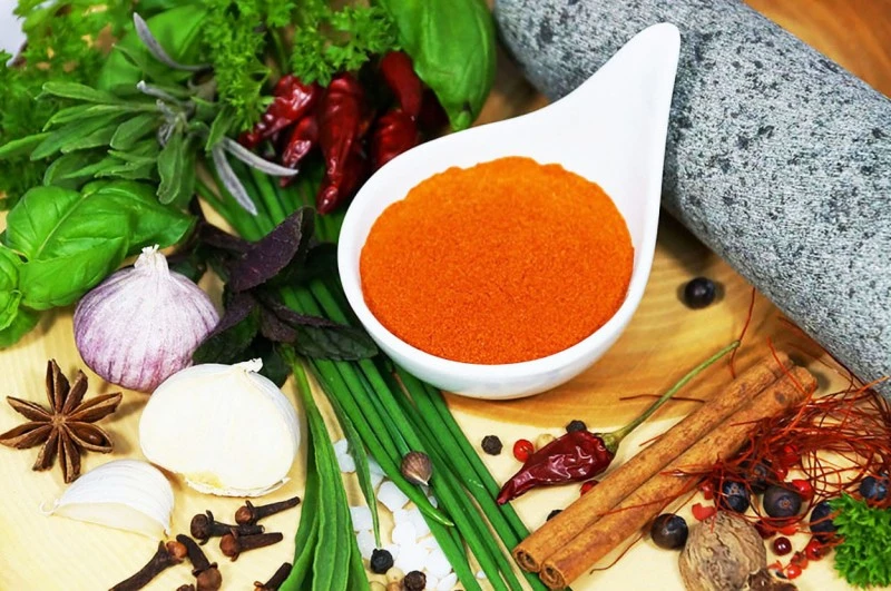 Cayennepfeffer gemahlen