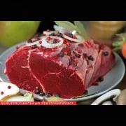 Pfeffer schwarz, ganz