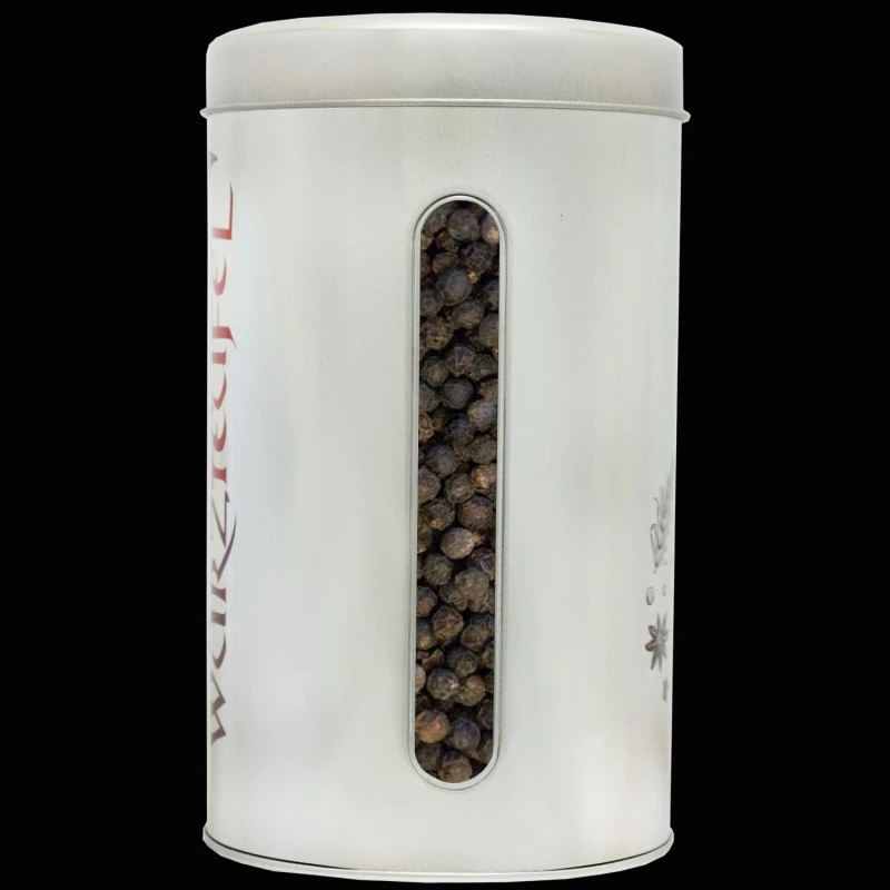 Pfeffer schwarz, ganz